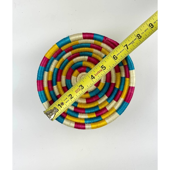 Vintage Decorative Woven Bowl Turquoise Yellow Pink Ivory 7” - Picture 6 of 6